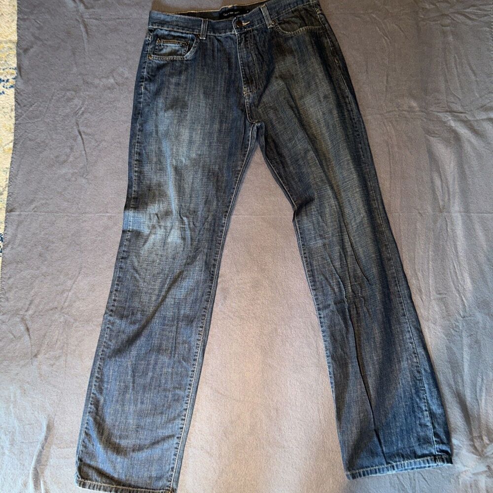 Calvin Klein Jeans Woman’s Size 14/34 Blue Mom Jeans Faded Comfort Dark Wash EUC